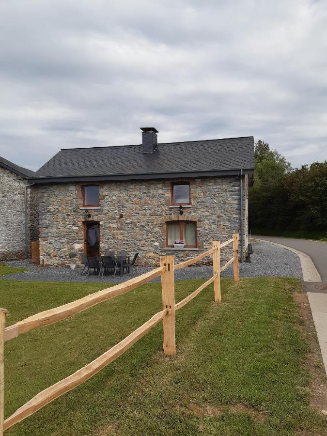 Gite Le Cheval Ardennais Gouvy Exterior foto